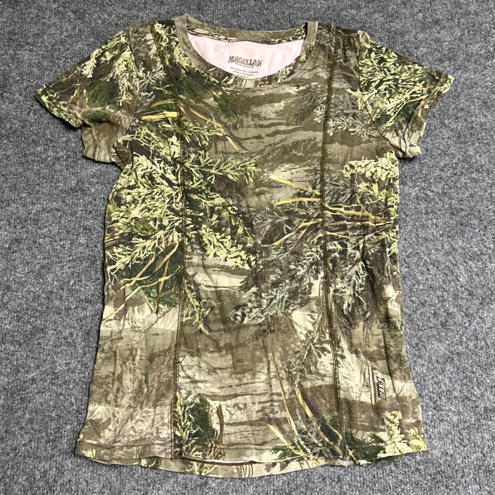 Magellan T-Shirt Womens Size L Green Camo RealTree Short Sleeve Outdoor Crewneck